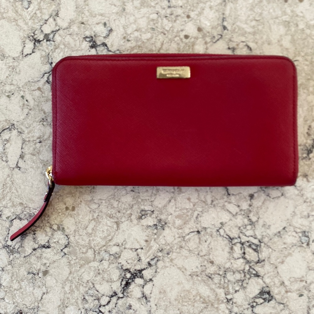 red kate spade billfold wallet ❤️